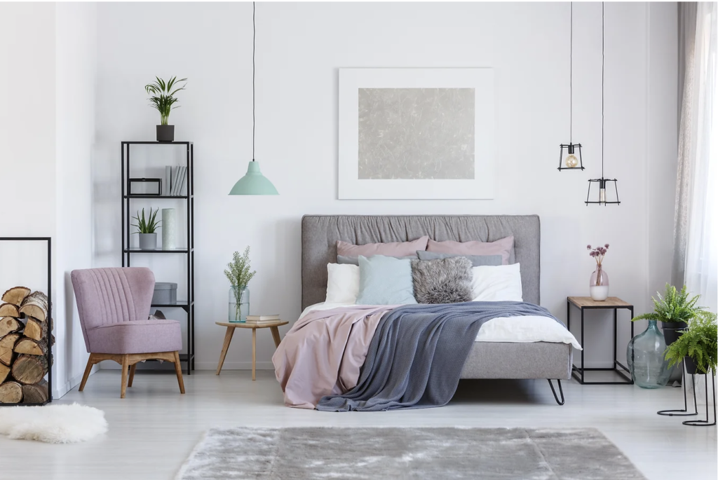 You don't have to spend a lot of money to have a stunning style room. Follow these tips and tricks to create the room of your dreams on a budget.