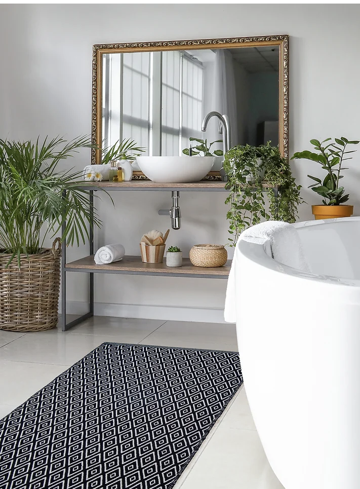 Make your bathroom a relaxing and stylish place with these 2021 DIY bathroom decorating tips. Get creative with easy-to-follow ideas for customizing the look of your space.